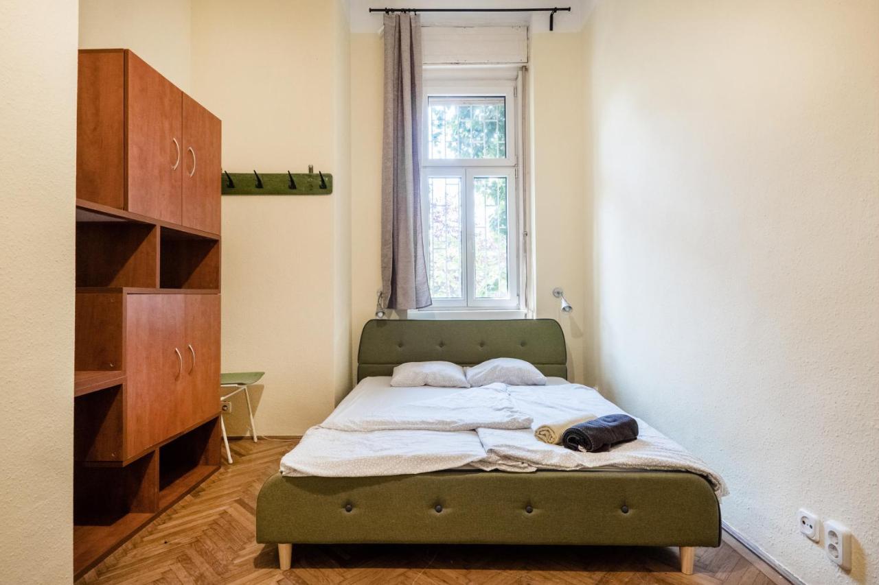 Baroque Hostel&coworking