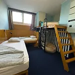 Baroque Hostel & Coworking