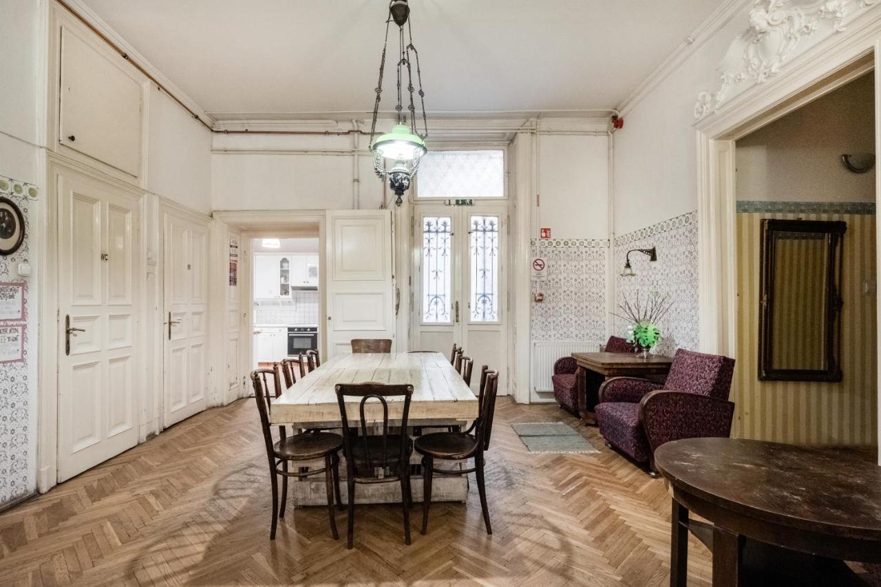 Baroque & Coworking Hostel Budapest
