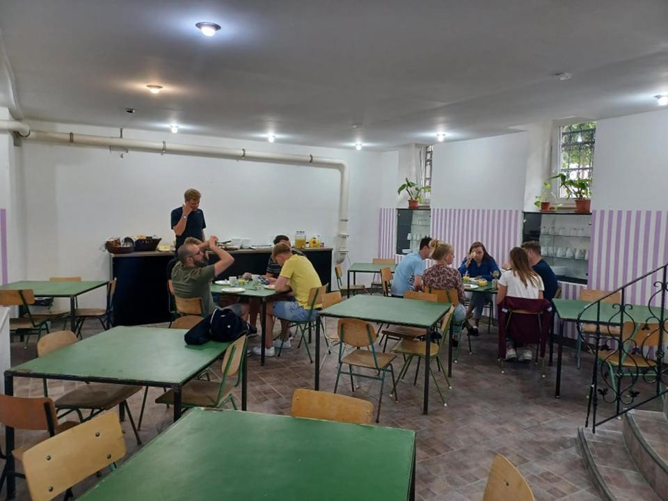 Hostel Baroque & Coworking