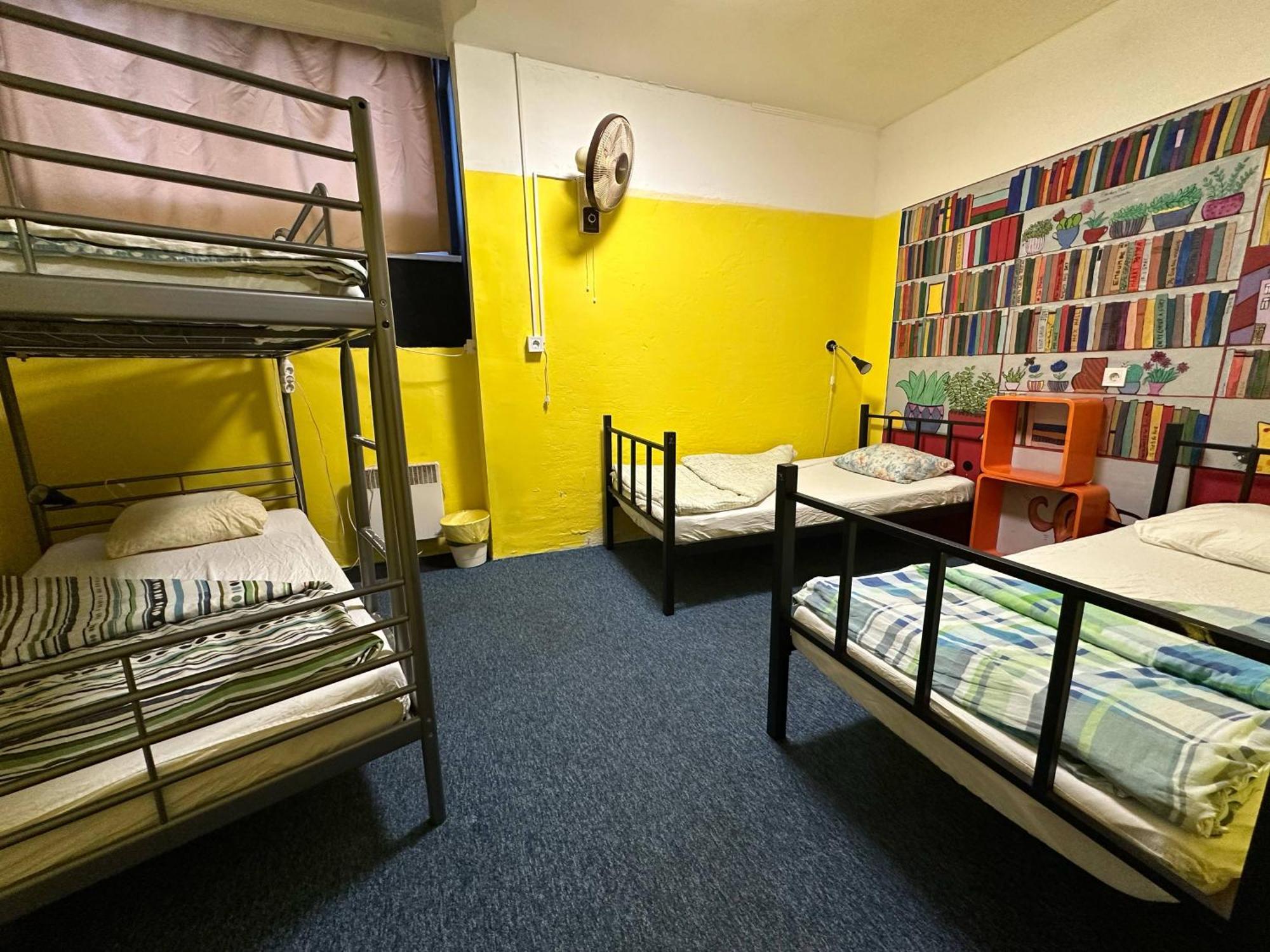 Baroque & Coworking Hostel